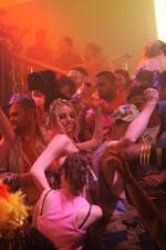 Watch Weekender Myflixer